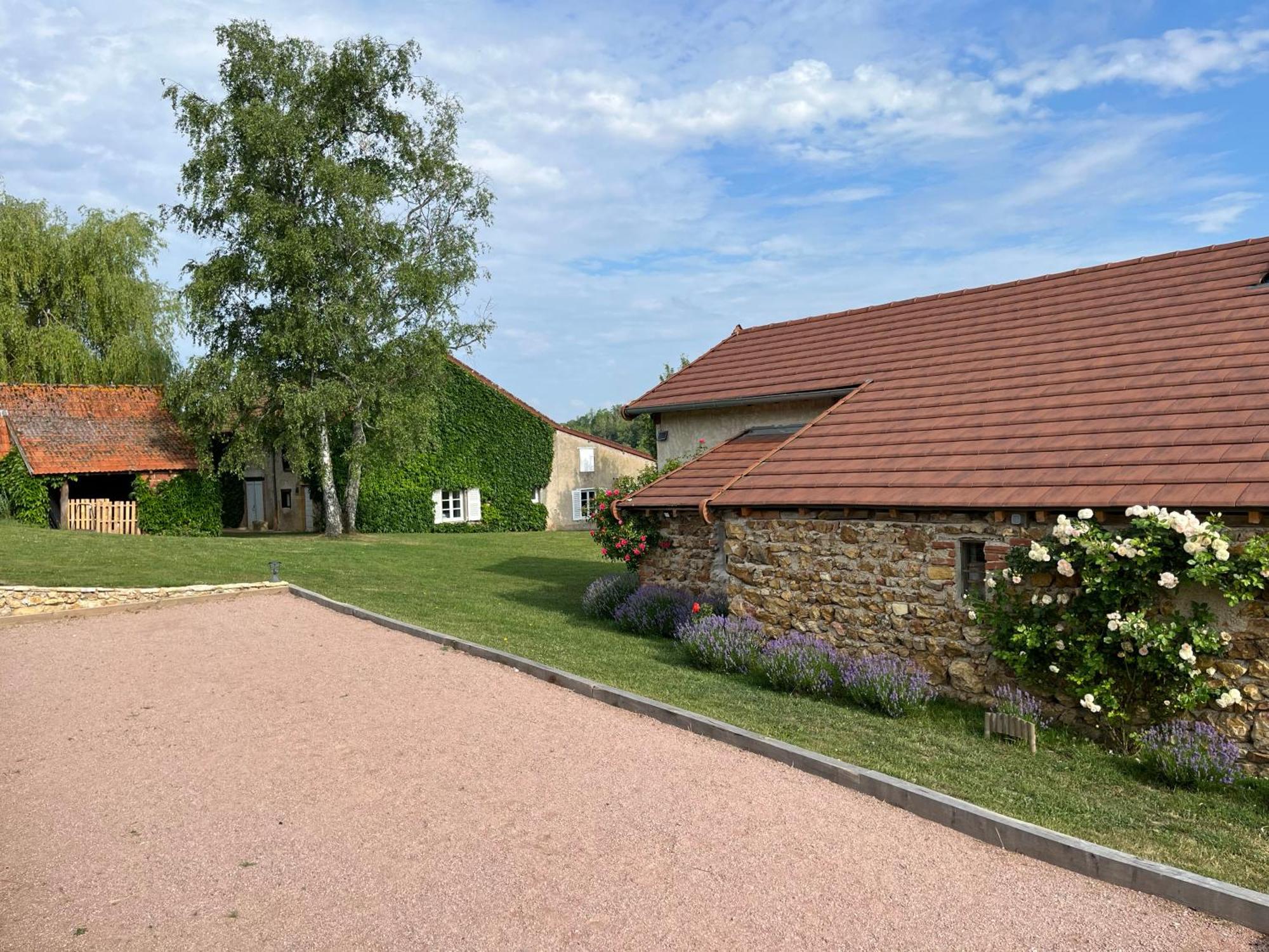 Les Granges de Semur-en-Brionnais with heated swimming pool&garden Extérieur photo