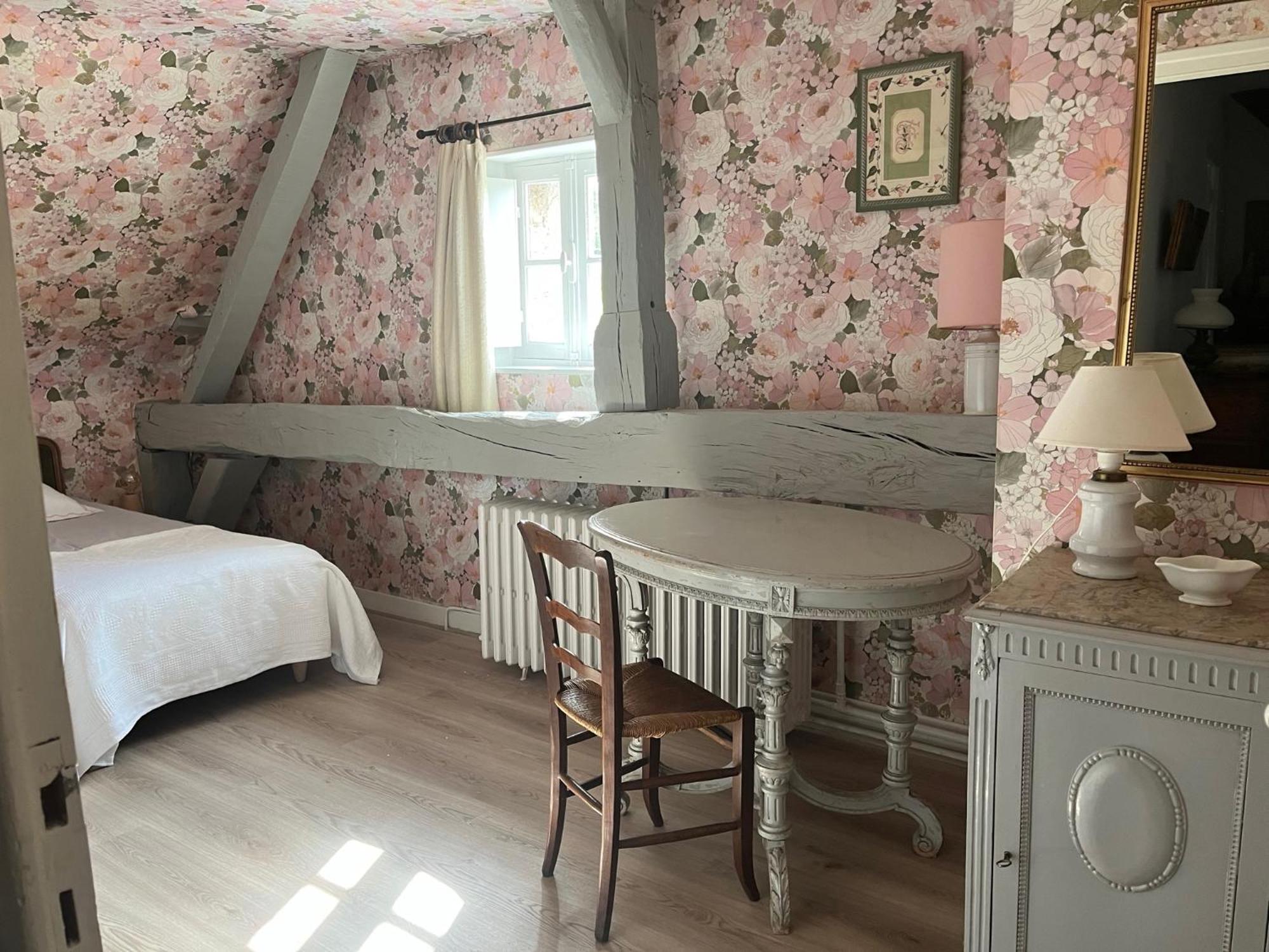 Les Granges de Semur-en-Brionnais with heated swimming pool&garden Extérieur photo